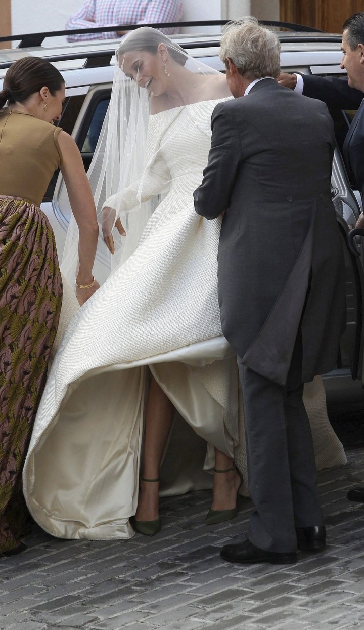 1754F45F-4A48-44E2-83EC-5838C63D5A78