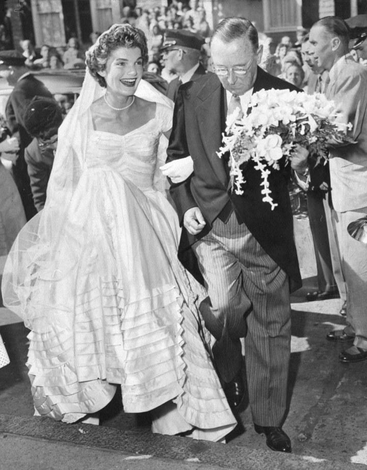 02-jackie-jfk-wedding